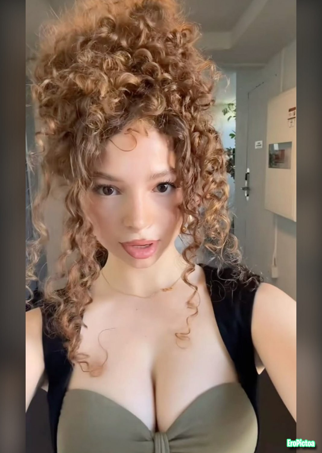 Irmãs kalogeras photo featuring Sexy