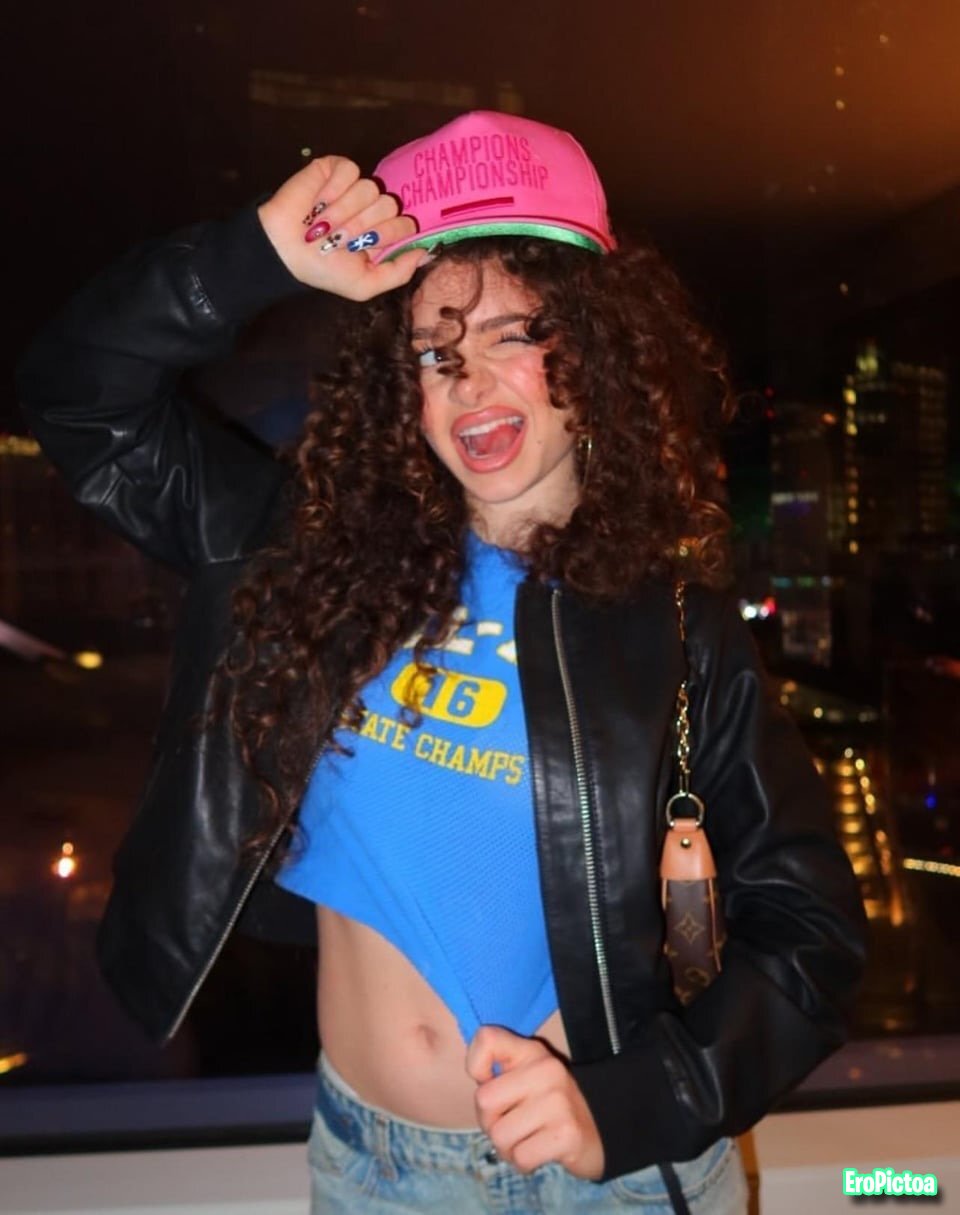demitra kalogeras photo