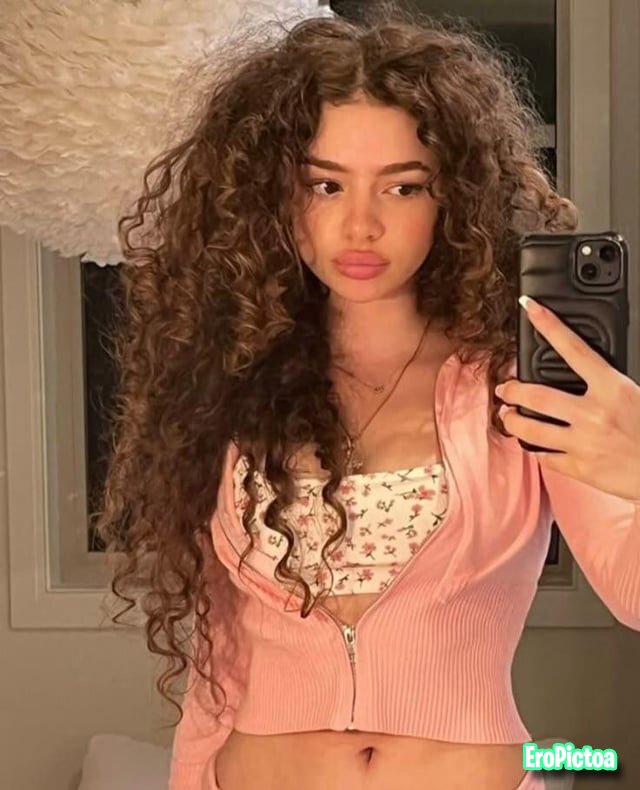 demitra kalogeras photo