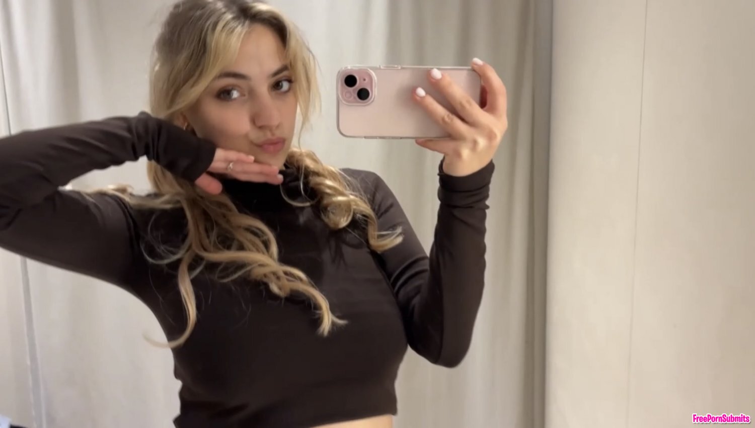 Arab YouTuber Slut photo featuring Shaking - Part 15