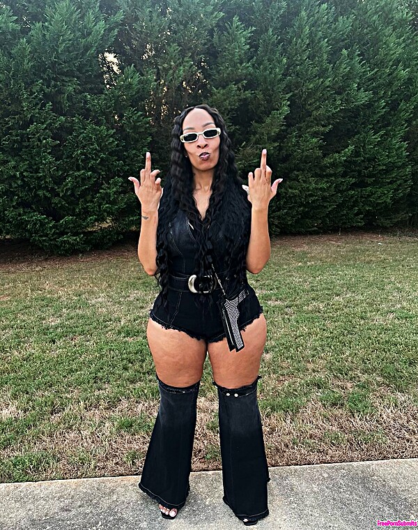 Thumbnail for K Lala 104  Big Booty Youtube Mom
