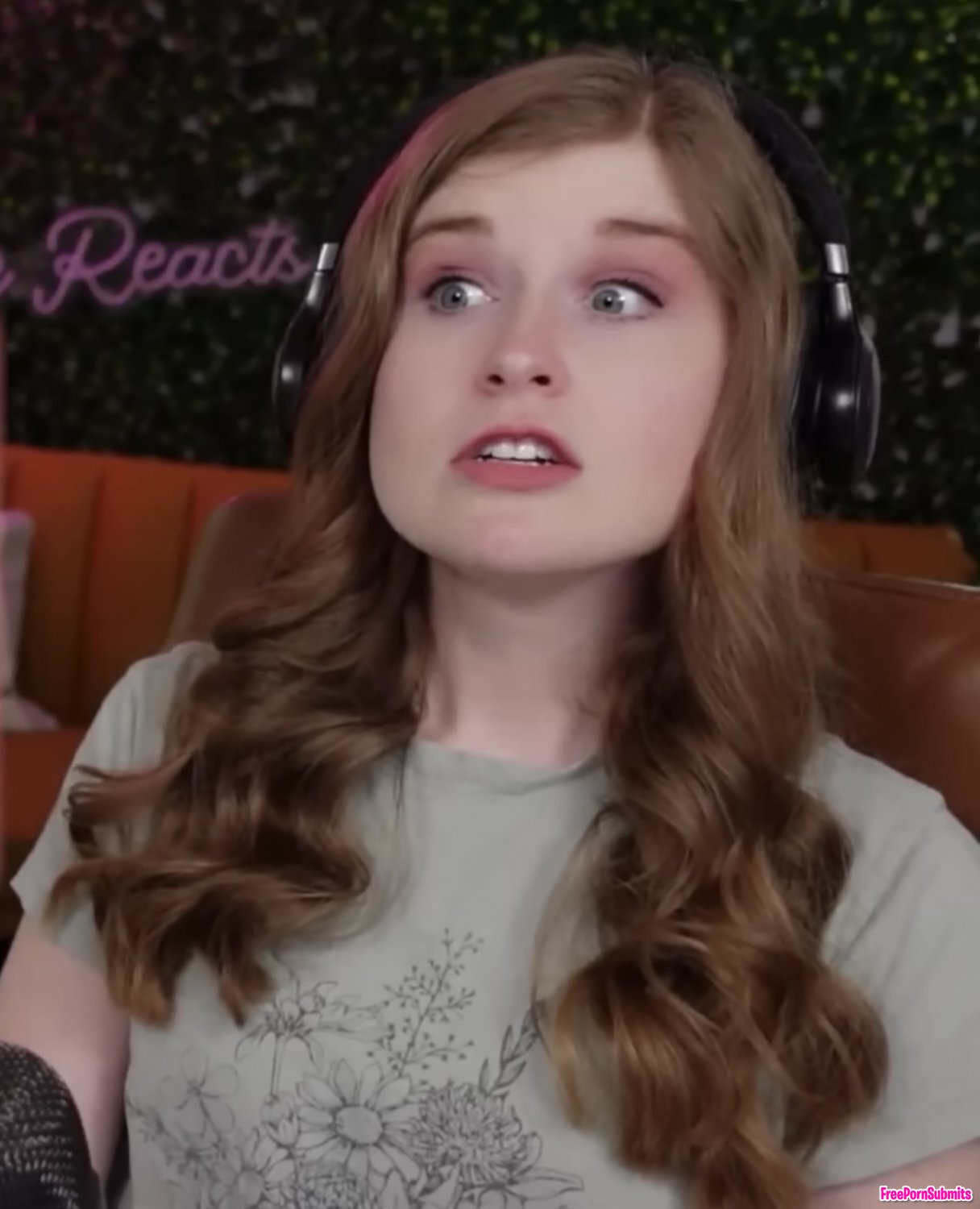 Adorable youtube reactors photo featuring mj without spiderman - Part 17