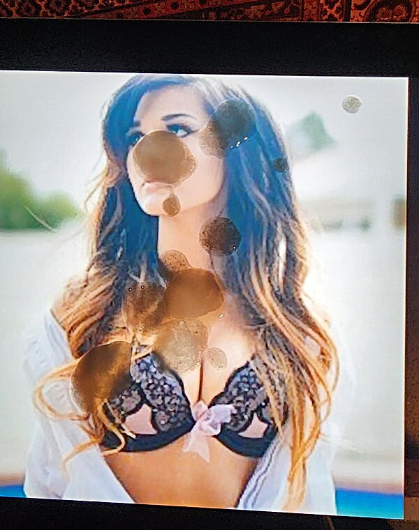 Thumbnail for Youtuber cum tribute 2