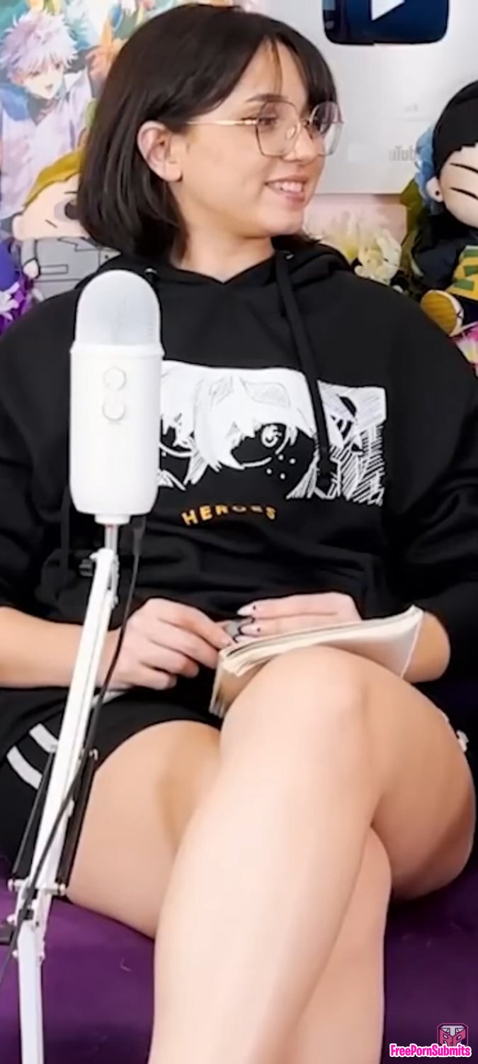 Youtube photo featuring Legs - Part 22