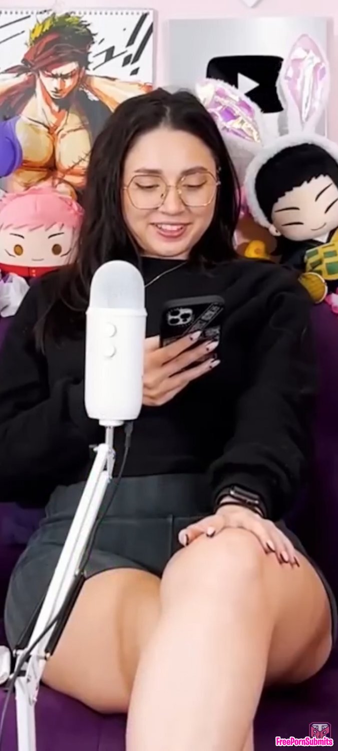Youtube photo featuring Cutgirl - Part 23
