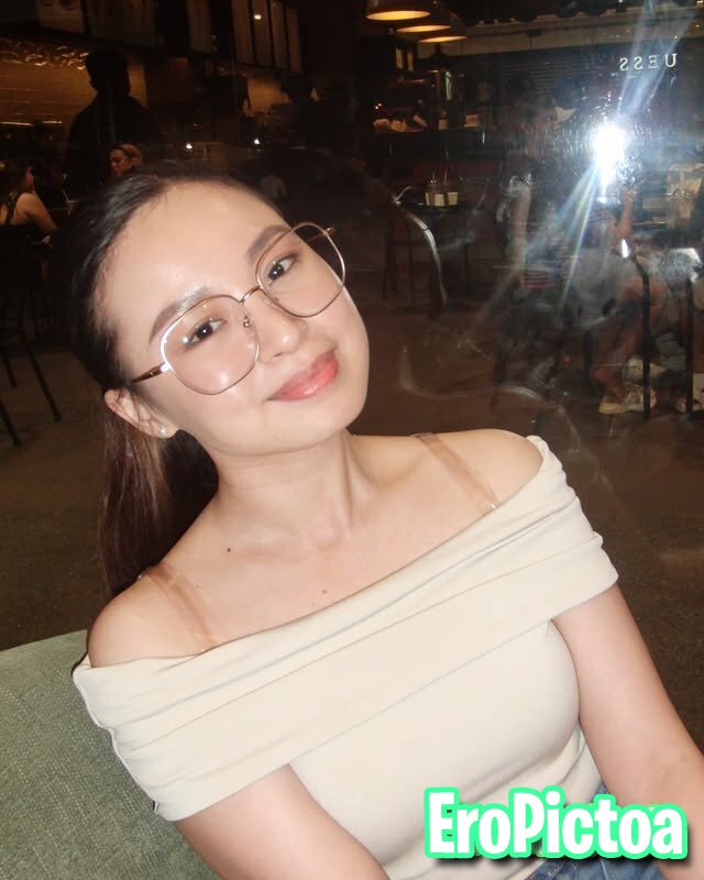 Cum tribute request for pinay photo featuring Filipina