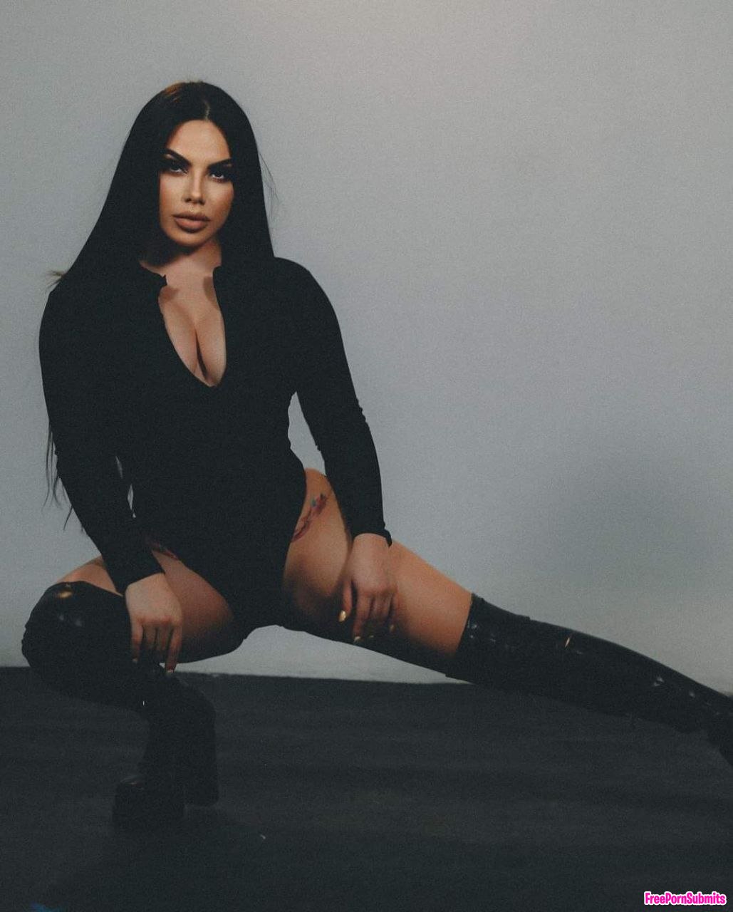 Mexican YouTuber With Her Titties Out photo featuring youtuber - Part 4