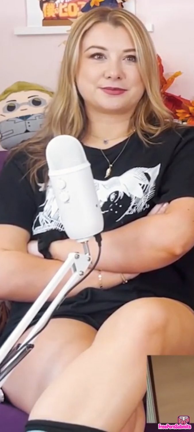 Youtube photo featuring Streamer