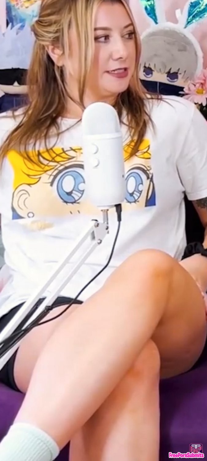 Youtube photo featuring Legs - Part 16