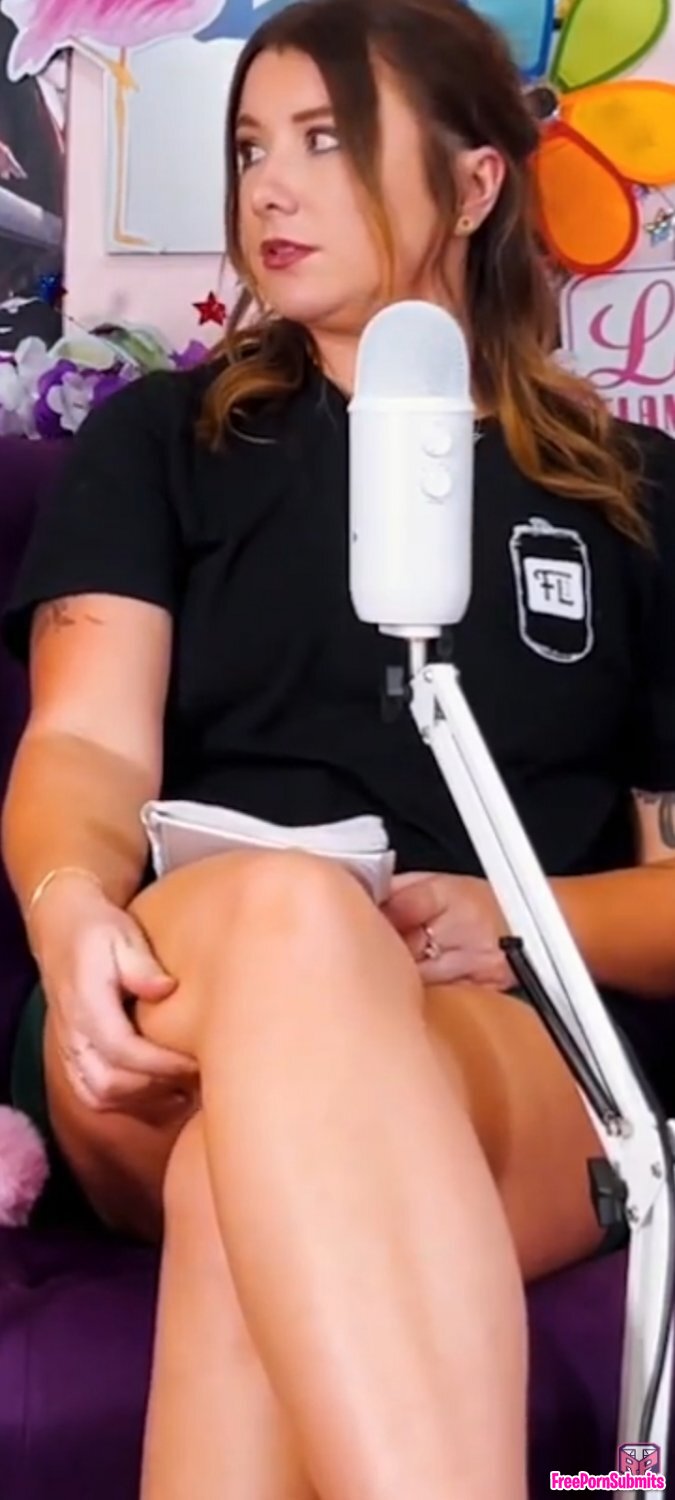 Youtube photo featuring Model - Part 36