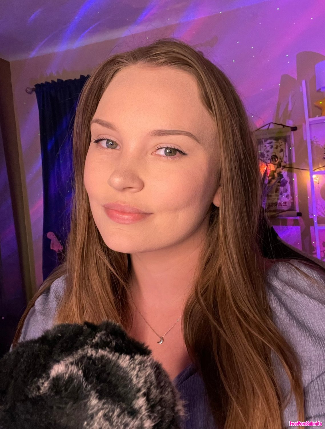 Taylor Darling ( YouTube asmr ) photo - Part 33
