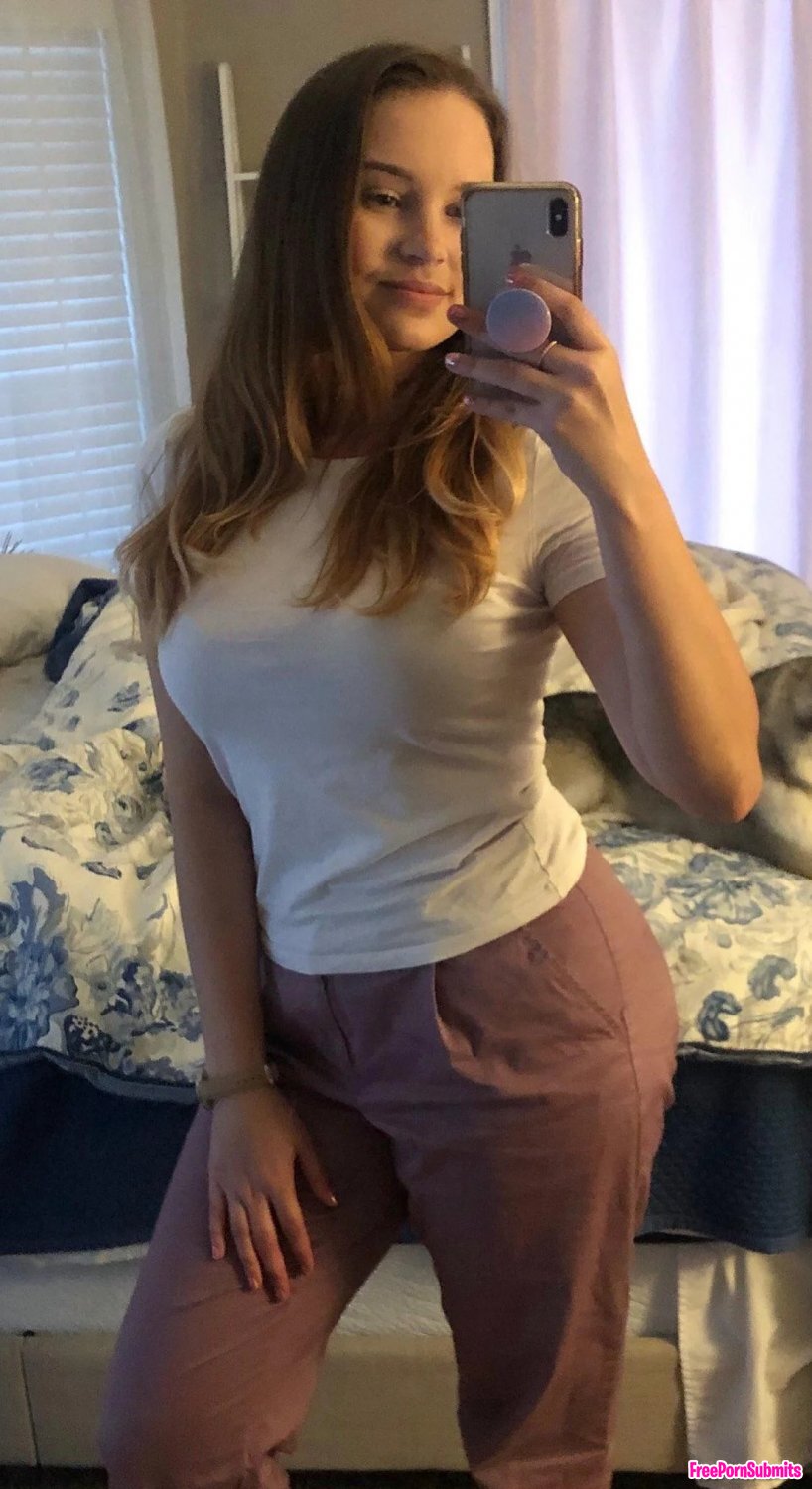 Taylor Darling ( YouTube asmr ) photo - Part 37