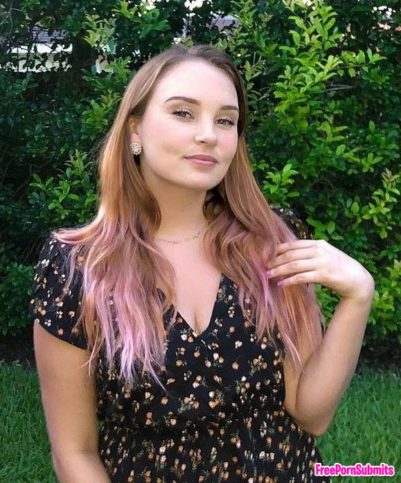 Taylor Darling ( YouTube asmr ) photo - Part 51