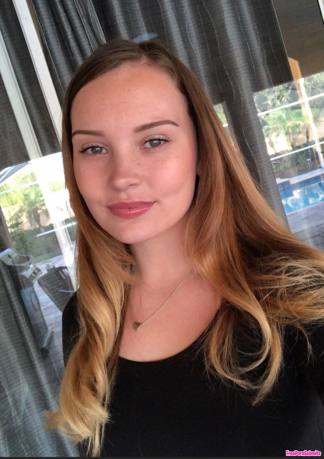 Taylor Darling ( YouTube asmr ) photo - Part 100