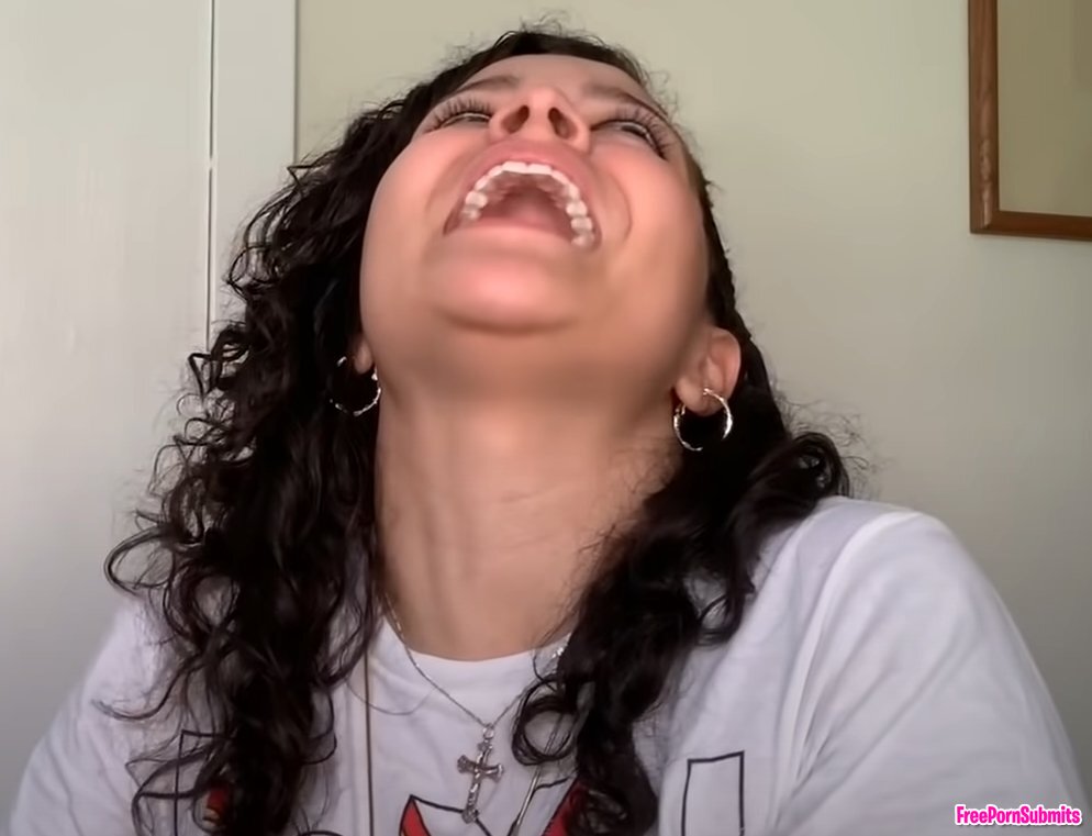 YouTube reaction girl's mouth open photo featuring Babe - Part 4