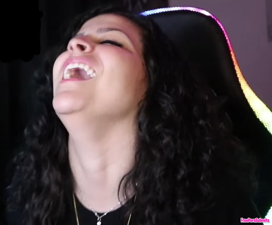 YouTube reaction girl's mouth open photo featuring SFW - Part 51