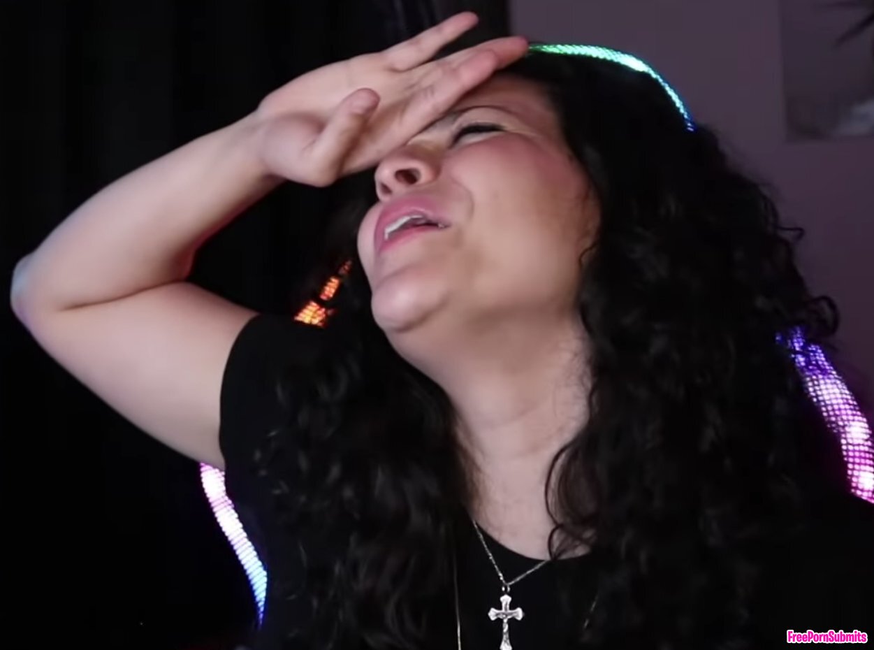 YouTube reaction girl's mouth open photo featuring Screencap - Part 52
