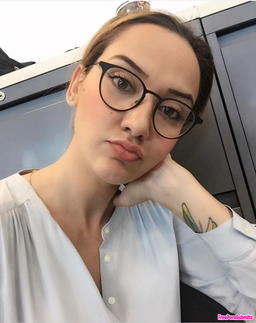 Geo Antoinette youtuber/influencer photo featuring sexy - Part 43