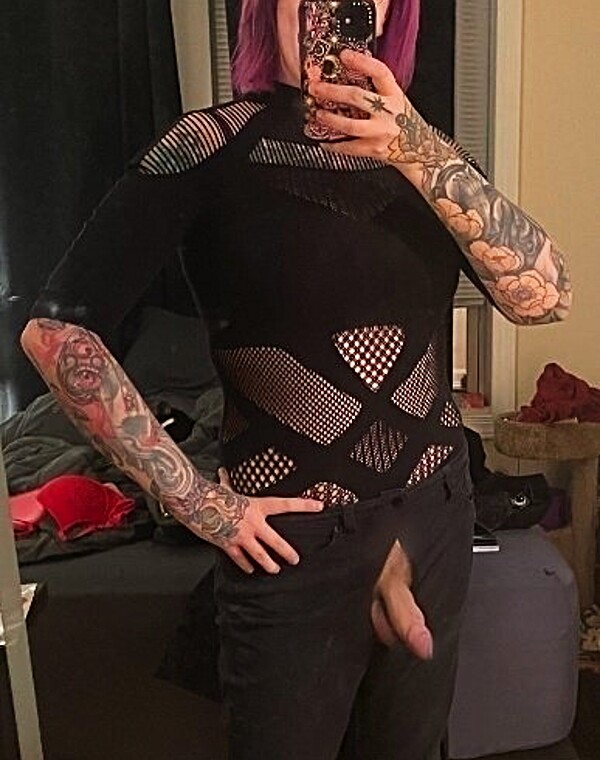 Thumbnail for Cute youtuber Pushinguproses nude forgot to zip her fly up before going out!