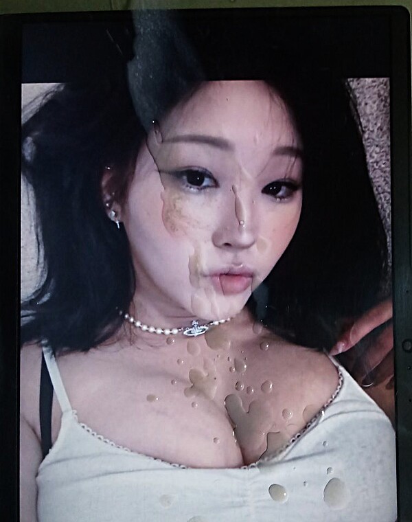 Thumbnail for Hyoon Cum tribute