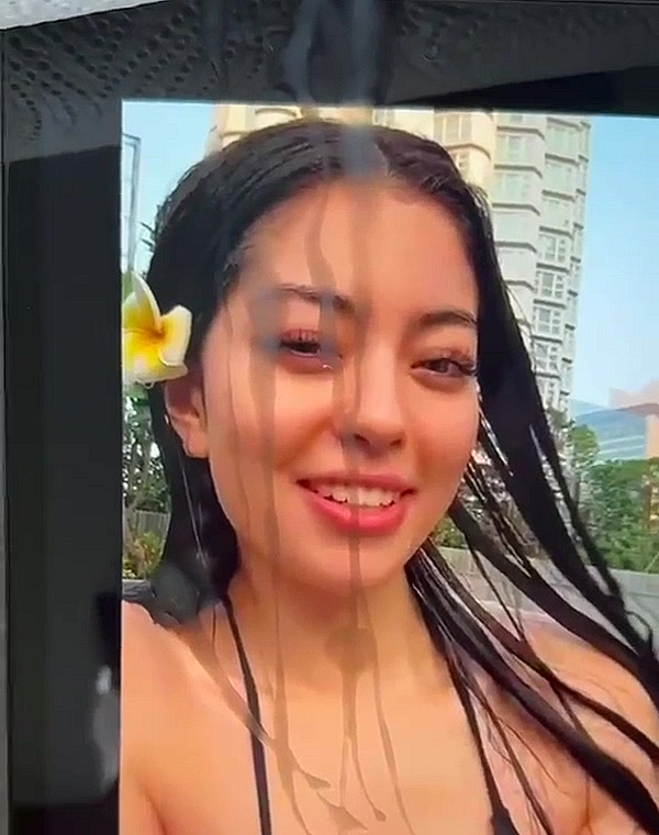 Thumbnail for Dani Klieber Cum Tribute 🥵 sie holt mir jeden Tropfen raus 🤤💦