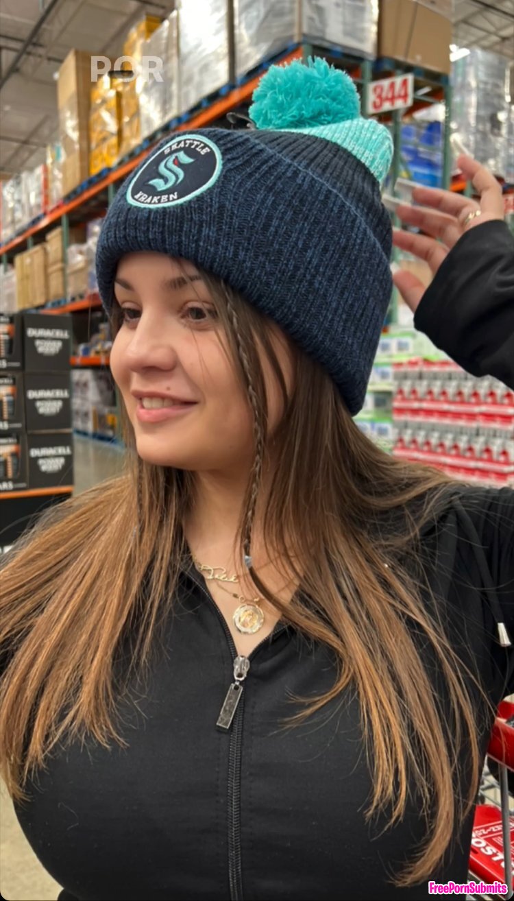 Can anyone tribute my Latina friend photo featuring tits - Part 27