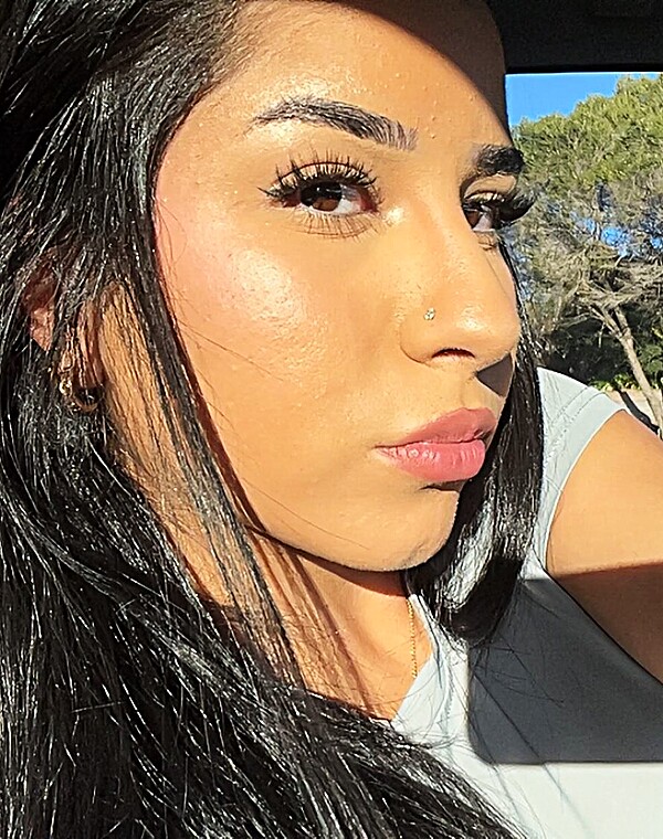 Thumbnail for Lay your fat cocks on my face [18F]