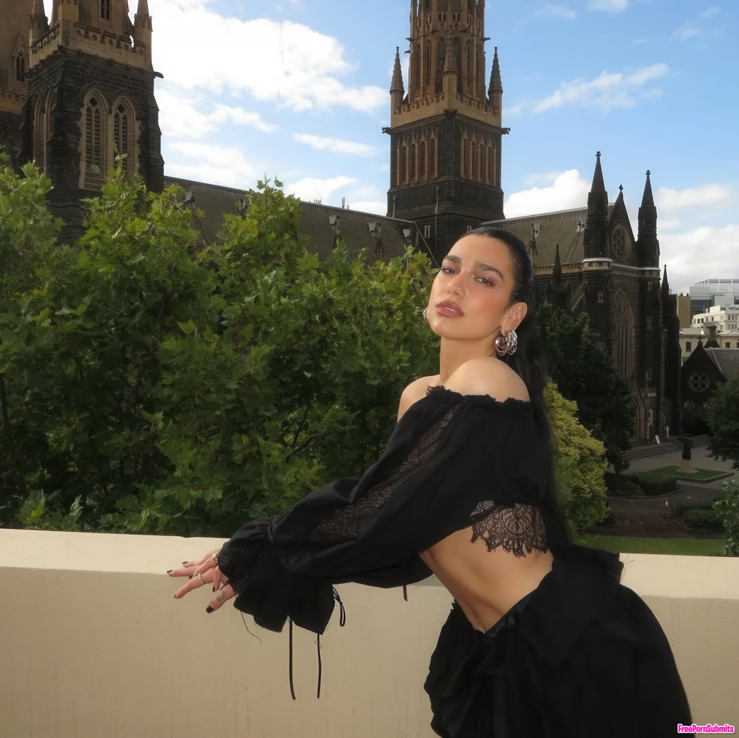 Dua Lipa [2] photo featuring albanian - Part 15
