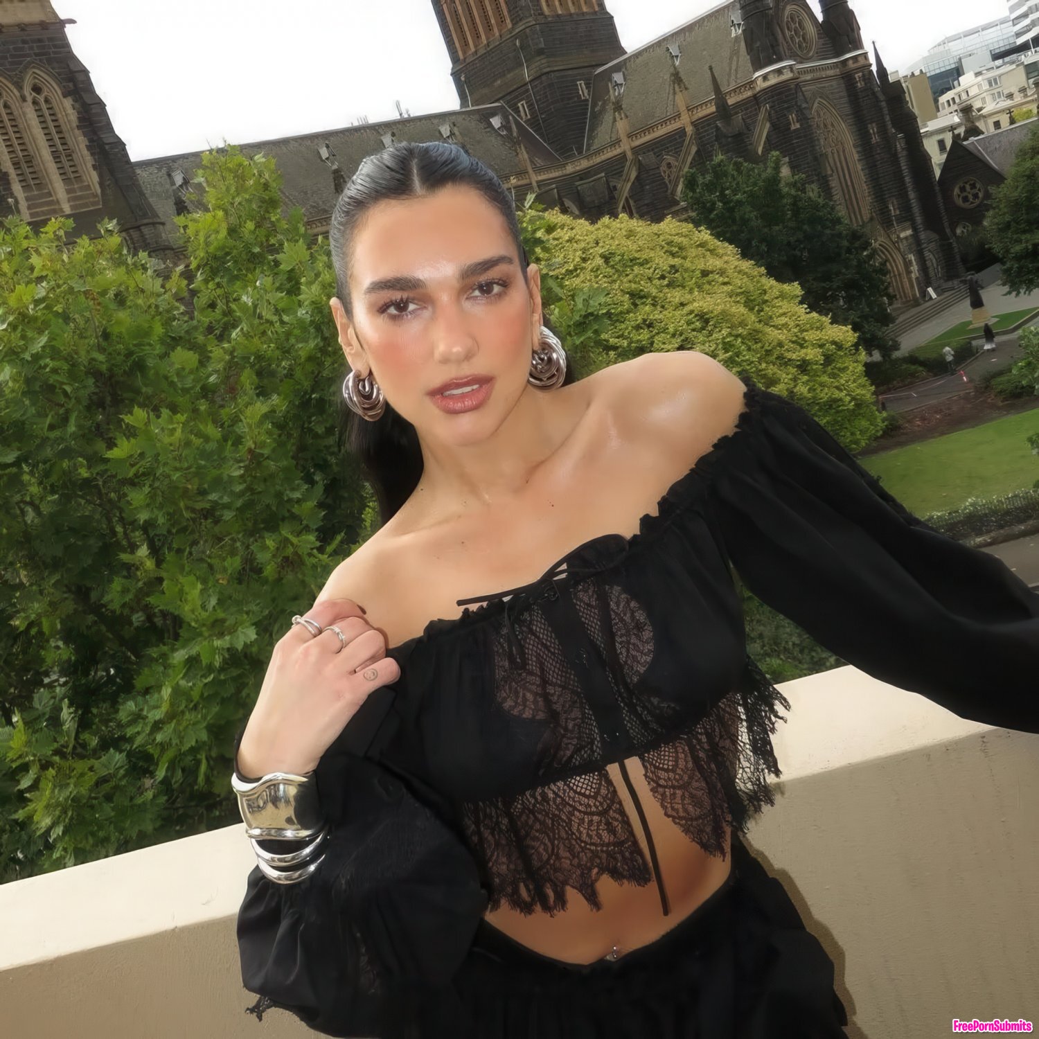 Dua Lipa [2] photo featuring long hair - Part 18