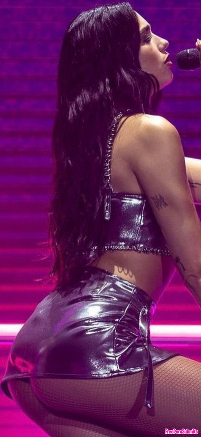 Dua Lipa photo - Part 23