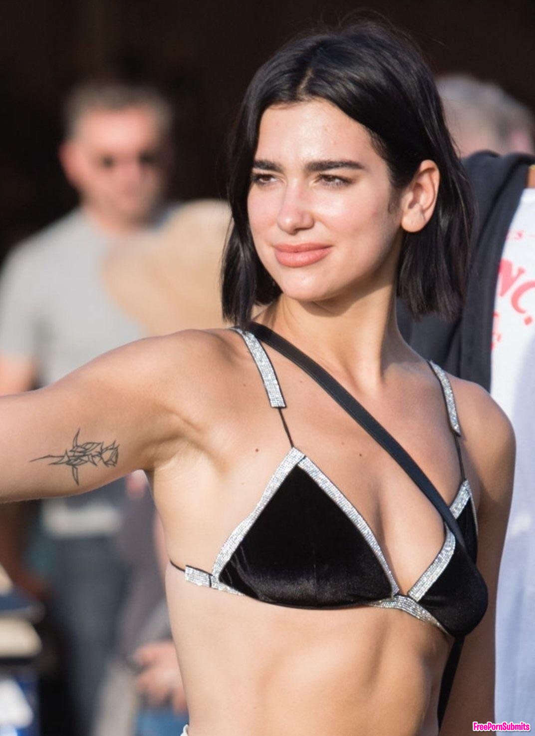 dua lipa armpit photo featuring dua lipa - Part 22
