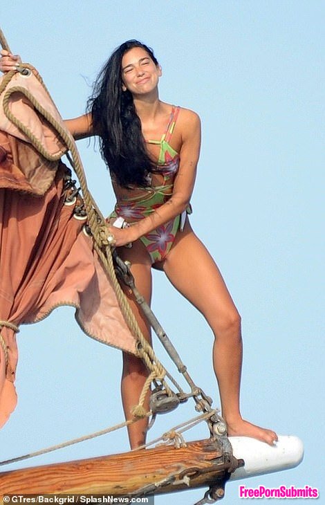 Dua lipa fakes photo featuring Nude - Part 11