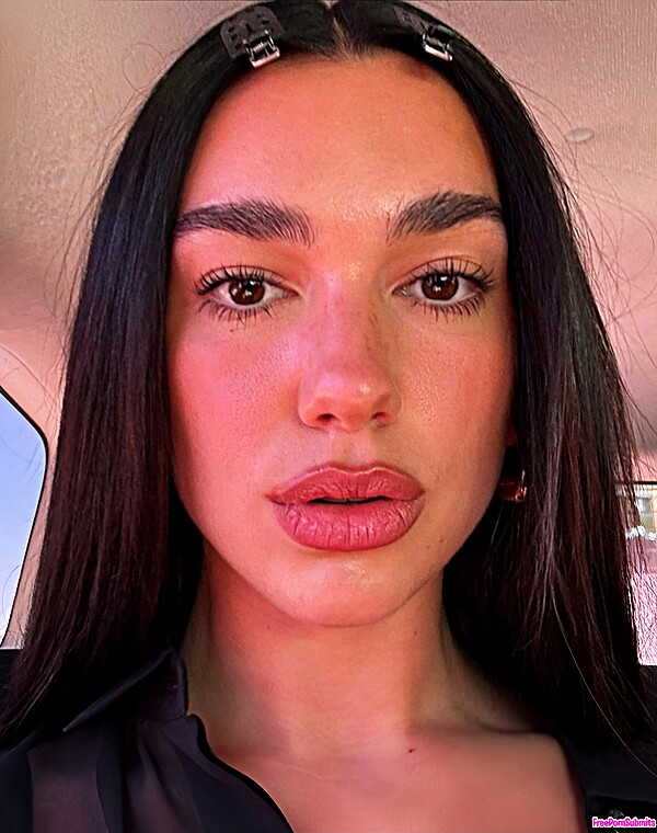 Thumbnail for Dua Lipa Sexy Lips