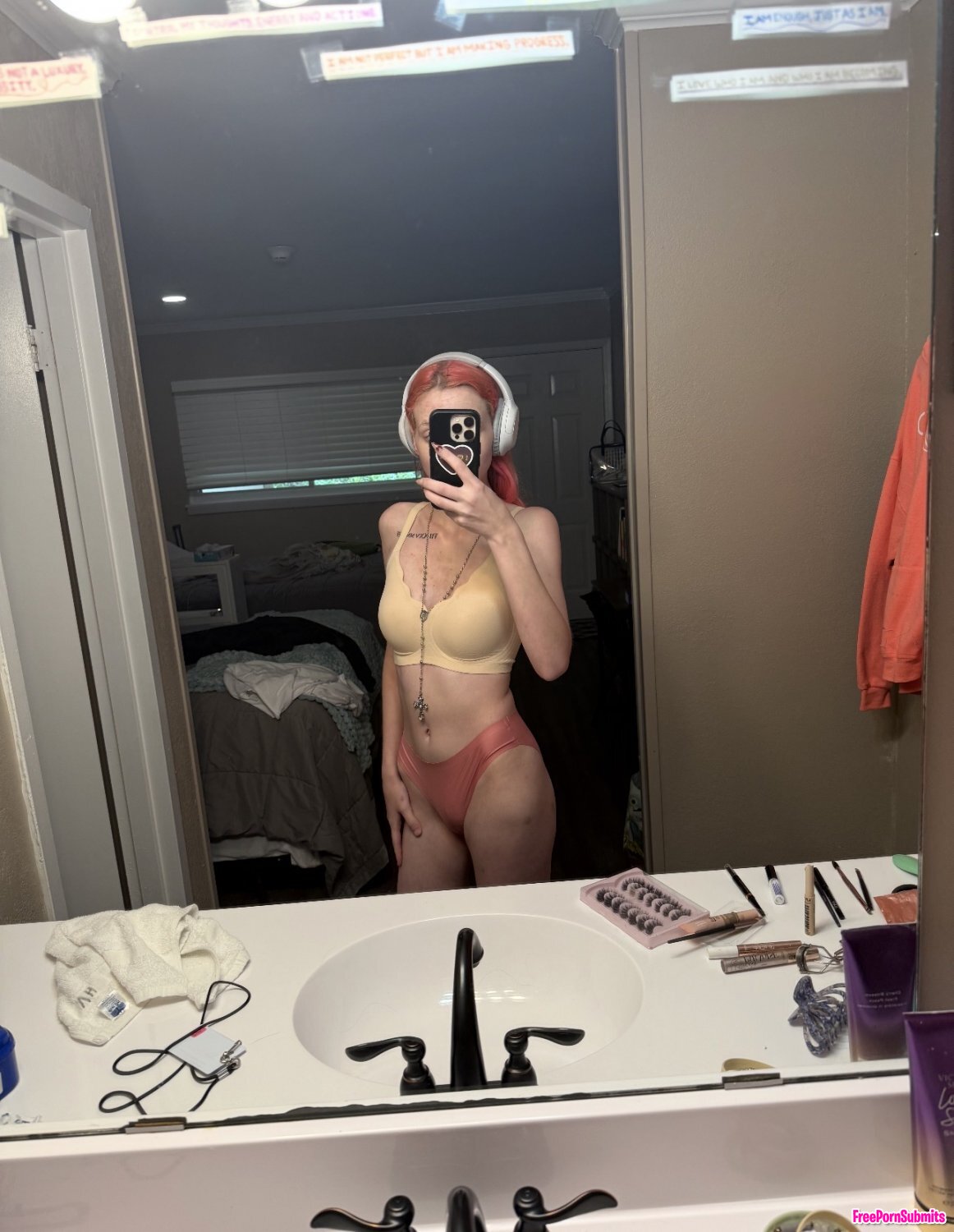 TikTok sluuut photo - Part 5