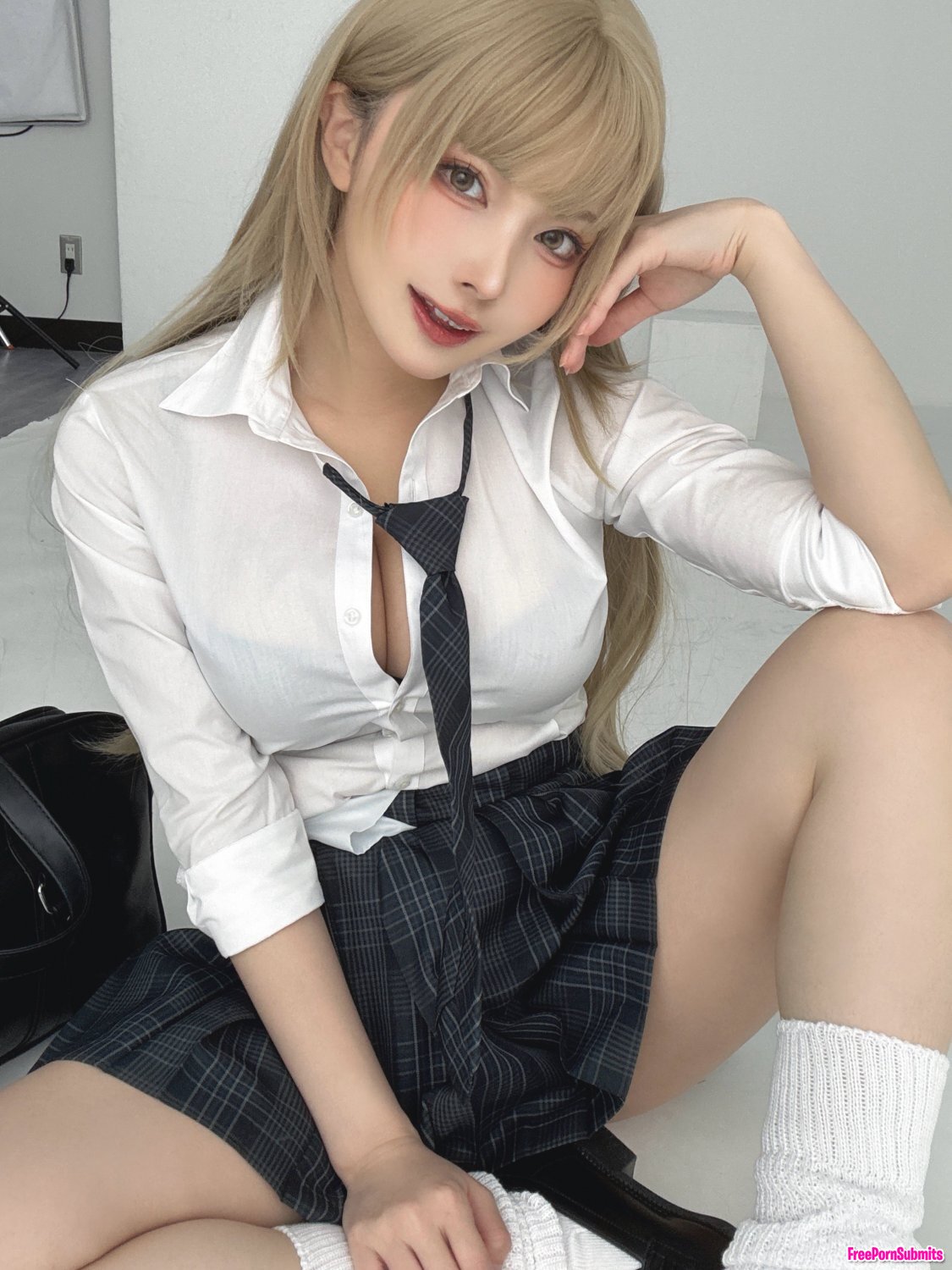Sithle_Cosplayer Cumtribute/シスル ぶっかけ photo featuring asian