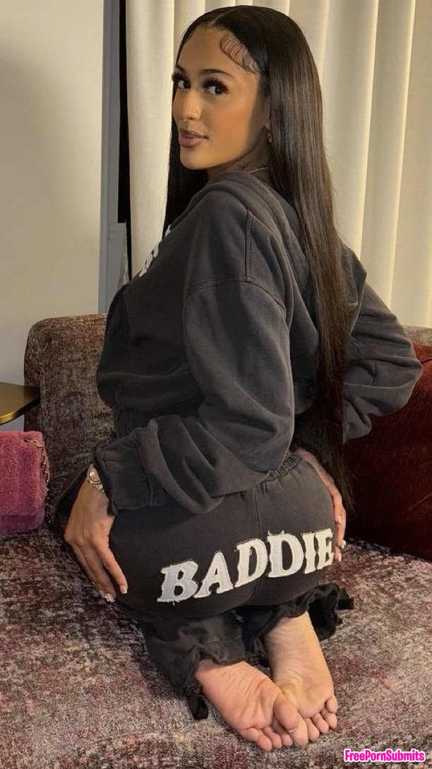 Ahna’s ass and soles cumtribute photo featuring Lightskin - Part 3