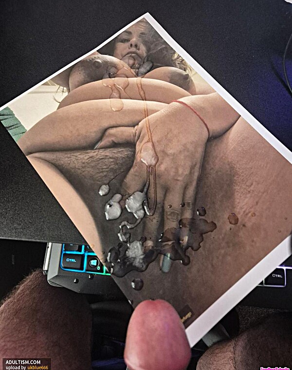 Thumbnail for Cum Tribute to Morenadefuego