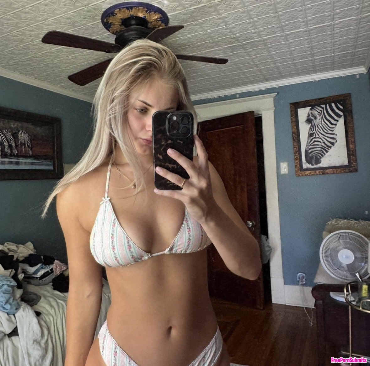 Tribute worthy blonde photo featuring candid - Part 14