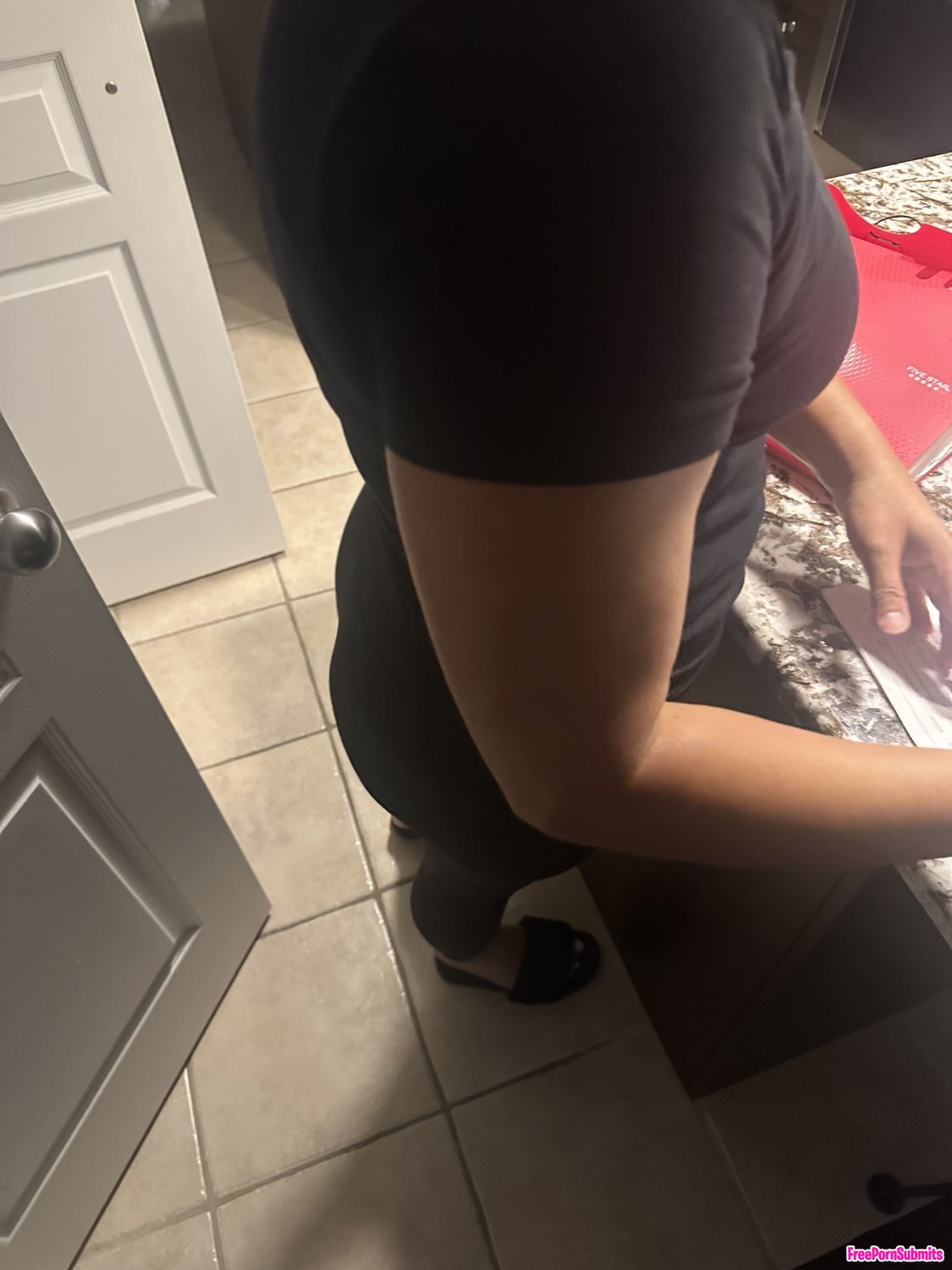 Sexy thick mom exposed. DMs open for submissions and exposing! photo featuring creepshot - Part 4