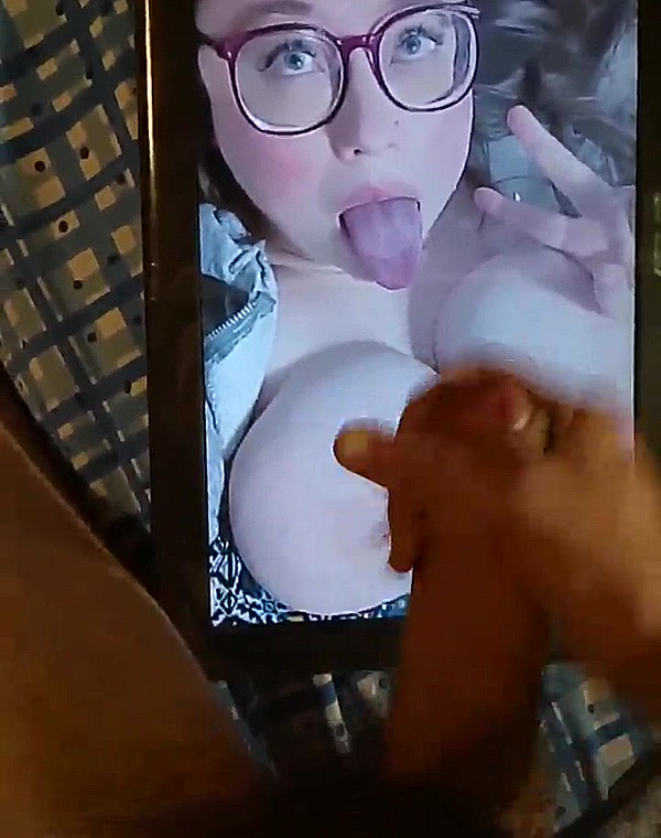 Thumbnail for Big cumshot for busty girl