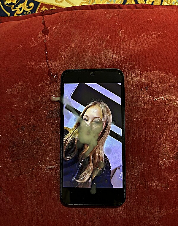 Thumbnail for Cum tribute to beautiful blonde girl face (request)