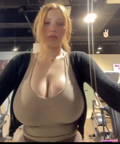 Thumbnail for Alejandra Valentina walle cum tribute 5