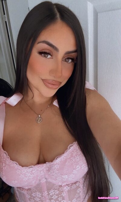 Thumbnail for This chula thinks shes an ig model showin off her petite thick latina body. Tribute & cover her