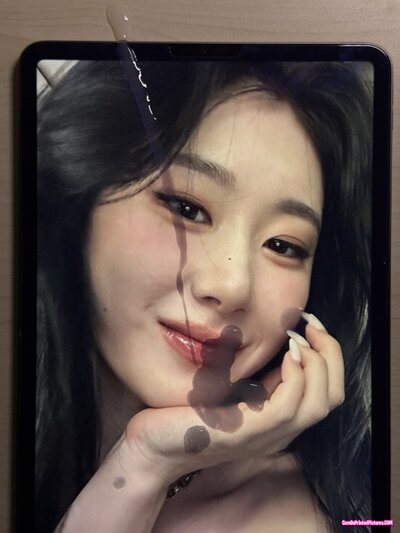 Thumbnail for fuck chaeryeong itzy cum tribute fancam kpop fap