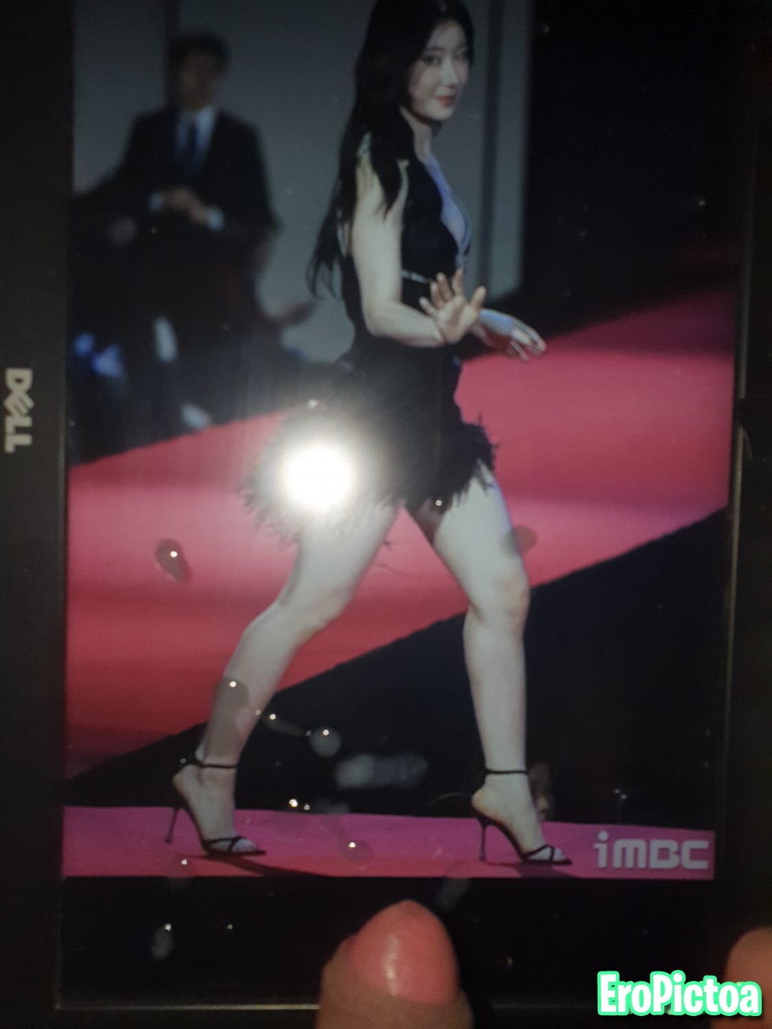 ITZY Chaeryeong Cum Tribute photo featuring fap - Part 2