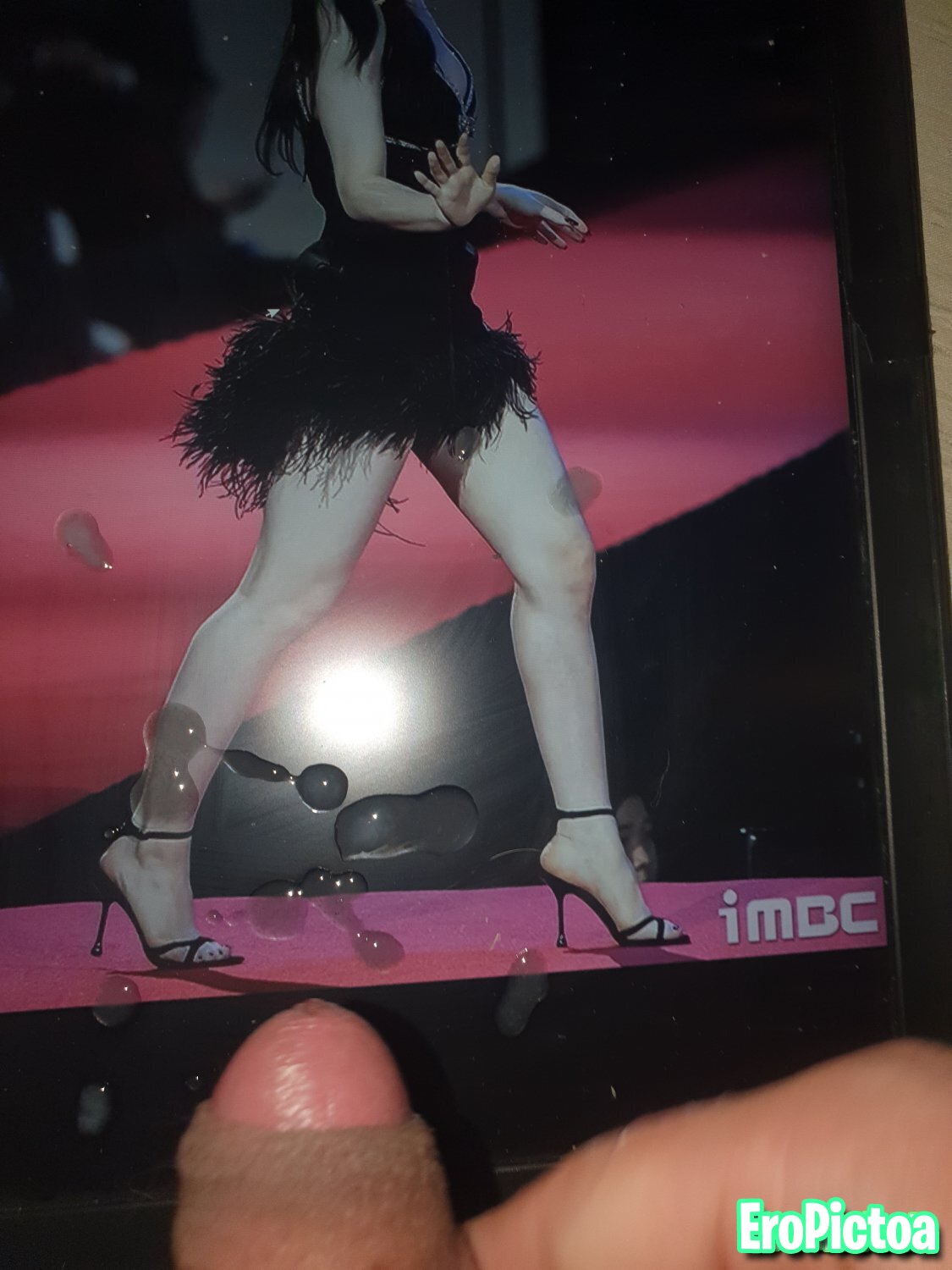 ITZY Chaeryeong Cum Tribute photo featuring cum tribute - Part 4