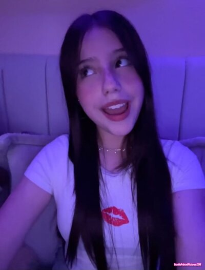 Thumbnail for CUMTRIBUTE A PRIMA DE MI AMIGO 4