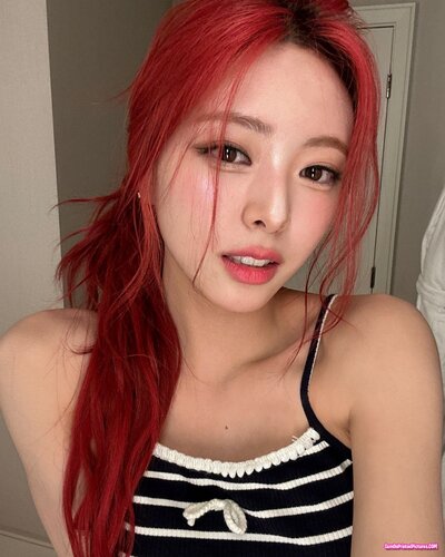 Thumbnail for Cumtribute Kpop Yuna Itzy