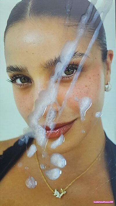 Thumbnail for Emilia Mernes Doble Cumshot 🥵 Cumtribute 💖