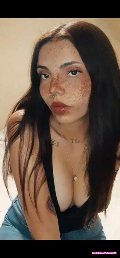Thumbnail for Tributo, cumtribute a mi amiga María. Adolescente Española que le encanta que le tire mi leche!